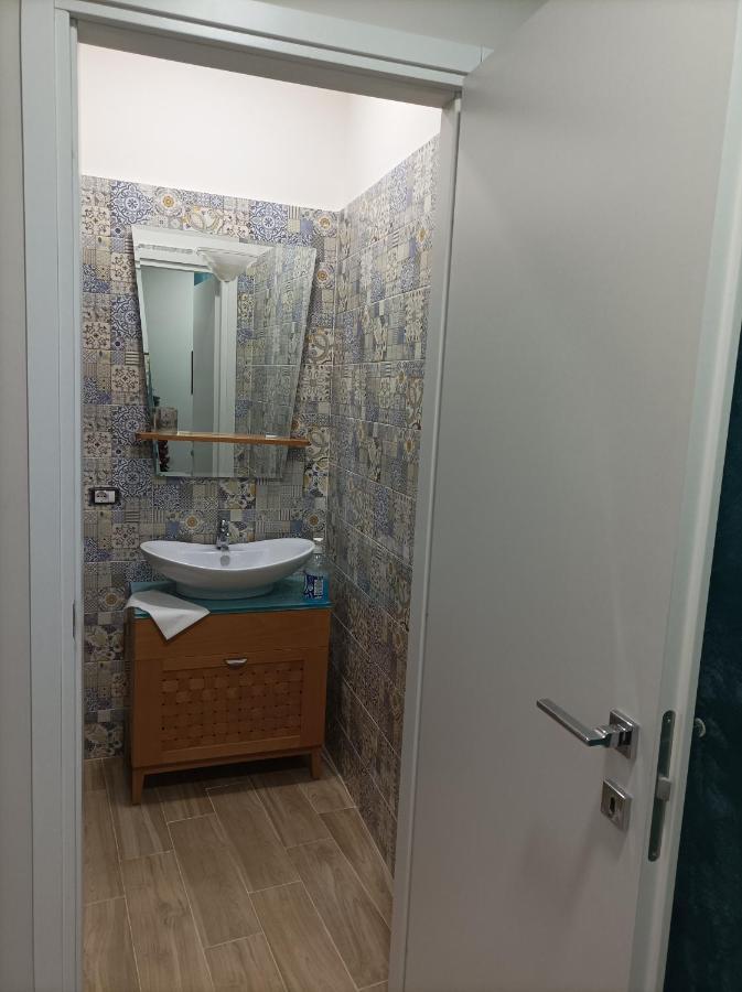 Hotel Casa Di Raffaella à Torre Annunziata Extérieur photo